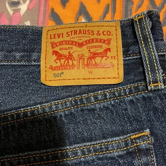 Levi’s 501 High-Rise Denim Shorts - Picture 6 of 13